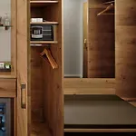 Hotel Neo Linde Esslingen 4*