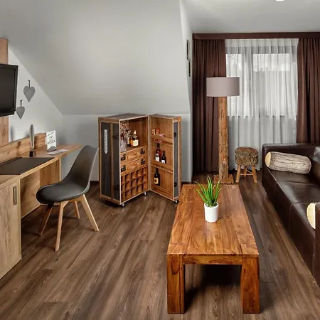 Neo Linde Esslingen 4*