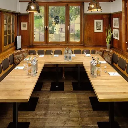 Neo Linde Esslingen 4* エスリンゲン