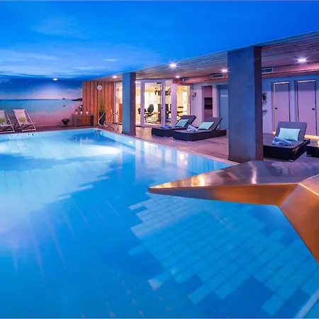 Neo Linde Esslingen ホテル エスリンゲン