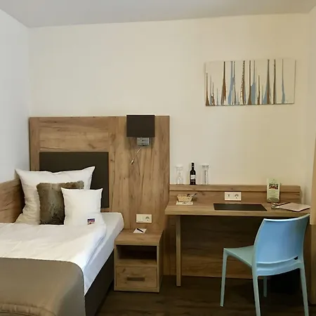 Neo Linde Esslingen Otel