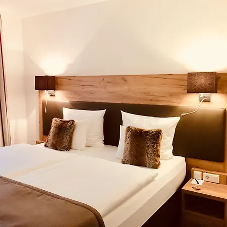 Neo Linde Esslingen ホテル エスリンゲン