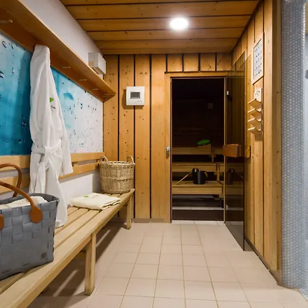 ホテル Neo Linde Esslingen エスリンゲン