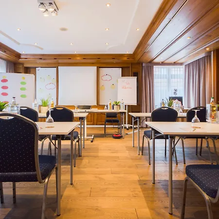 ホテル Neo Linde Esslingen エスリンゲン