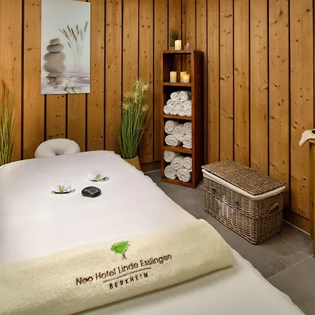 ホテル Neo Linde Esslingen 4*