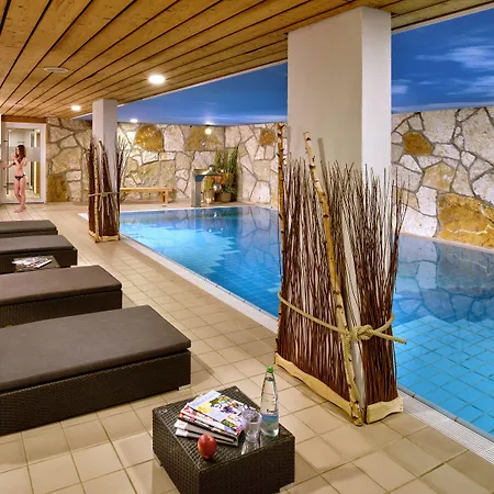 ホテル Neo Linde Esslingen