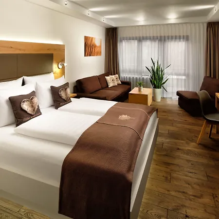 Otel Neo Linde Esslingen