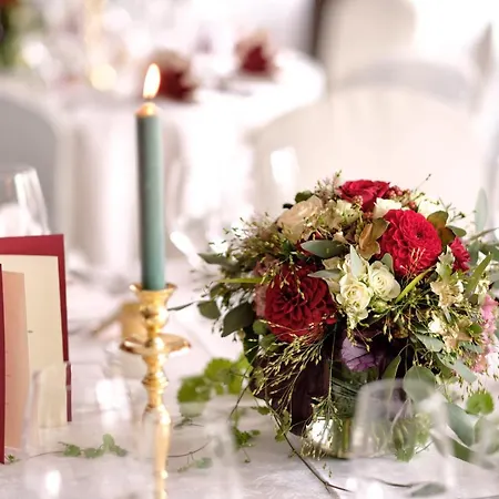 Otel Neo Linde Esslingen 4*