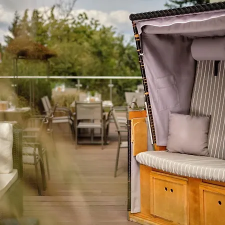 Neo Linde Esslingen ホテル 4*