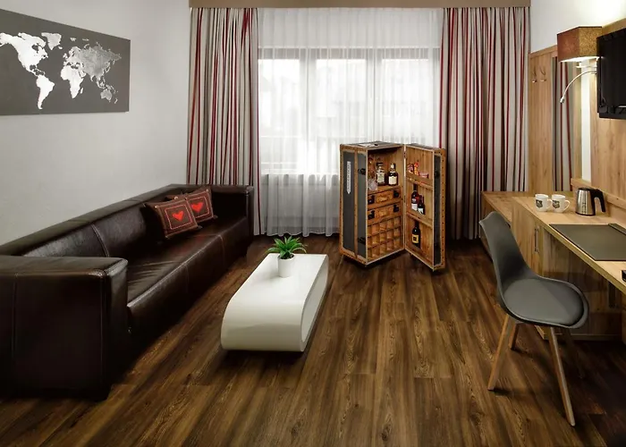 Hotel Neo Linde Esslingen 4*