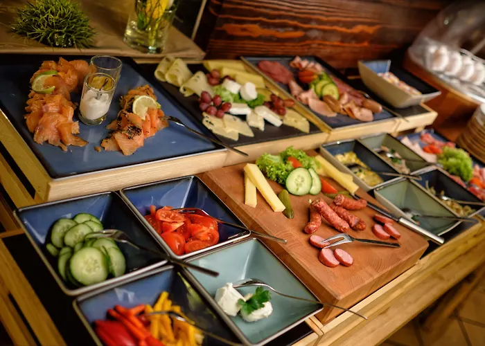 Hotel Neo Linde Esslingen 4*